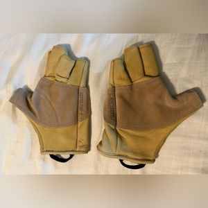 METOLIUS leather climbing gloves